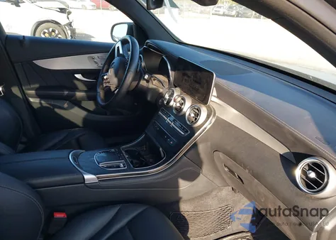 2020 Mercedes-Benz Glc 300 Coupe 4Matic z USA, uszkodzony, nr VIN WDC0J8EB8LF714976